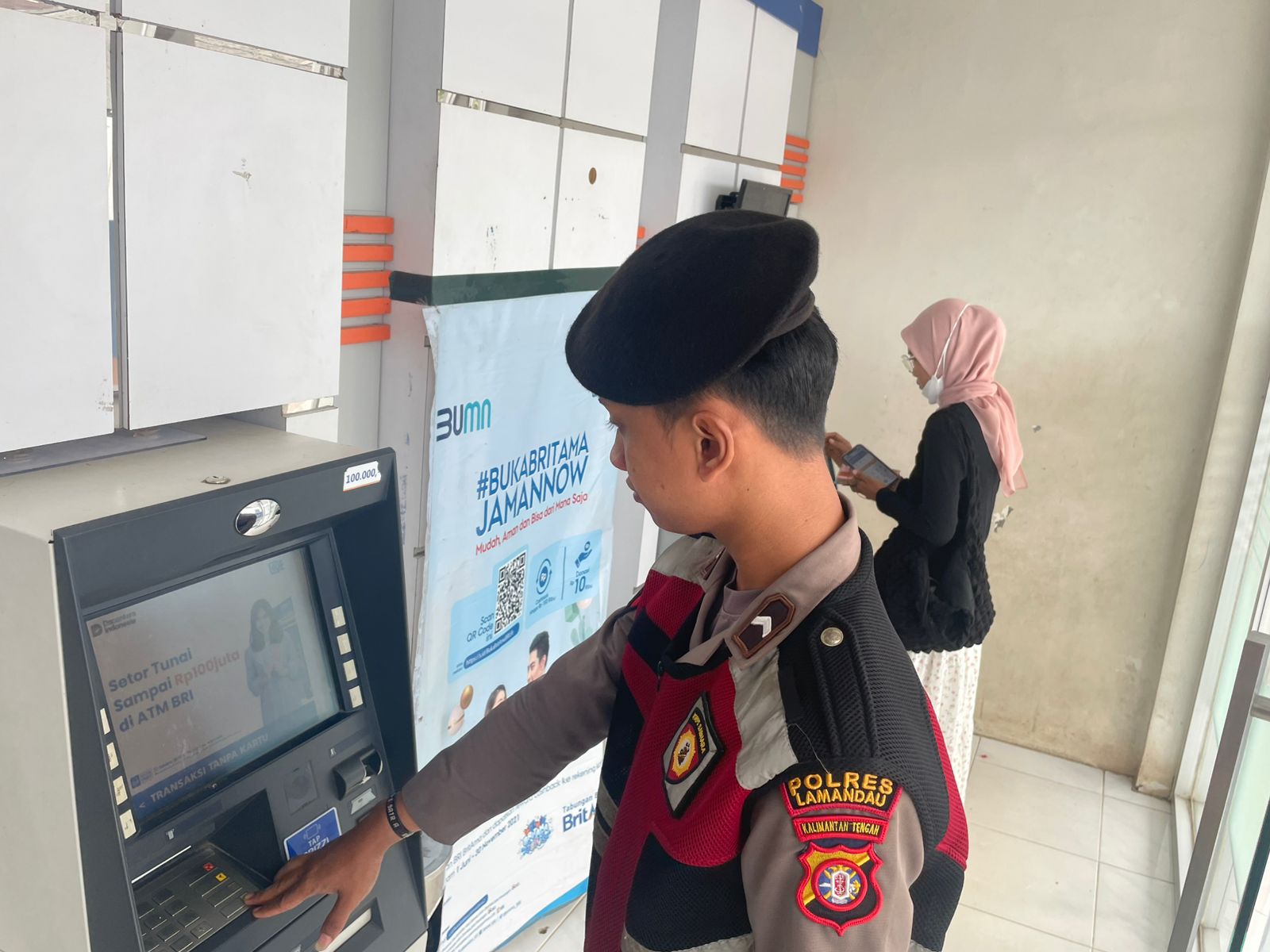 Piket Samapta melaksanakan Patroli di Objek-objek Vital Bank ATM